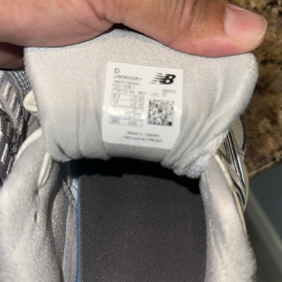 New Balance 9060 - Picture 6 of 6